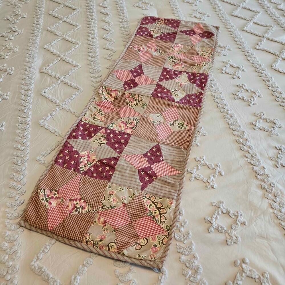 Nancy's Nook by Victorian Heart Patchwork Table Runner 33x11 Cottage Farmhouse
